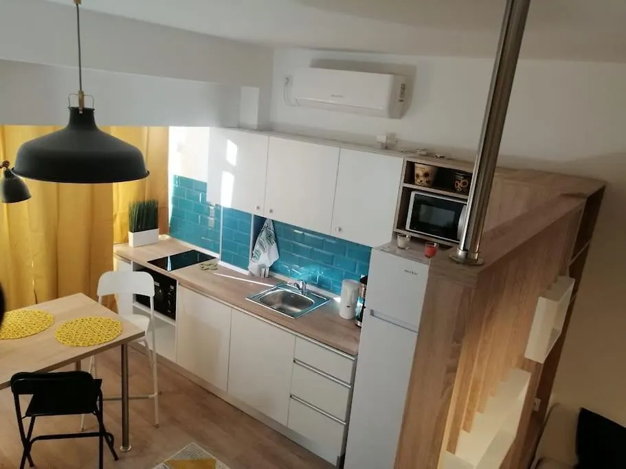 Apartment Cozy Central Up Studio Bucharest